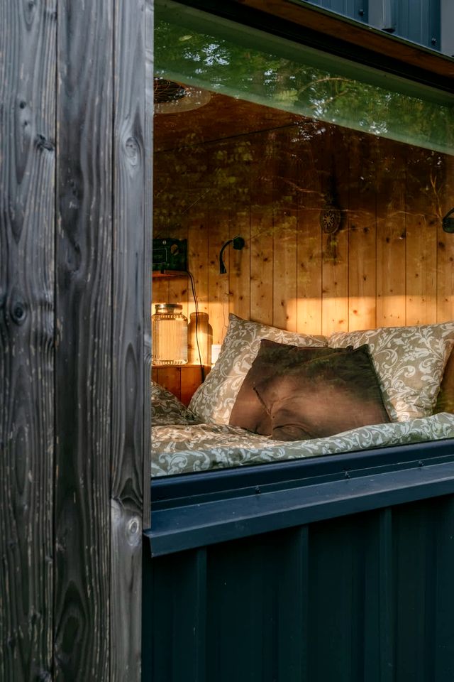 Immersive Glass Tiny House with Panoramic Nature Views near Morvan Regional Natural Park, Côte-d’Or