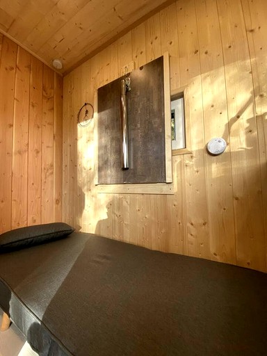 Tiny Houses (France, Saulieu, Bourgogne-Franche-Comté)