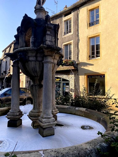 Tiny Houses (France, Saulieu, Bourgogne-Franche-Comté)