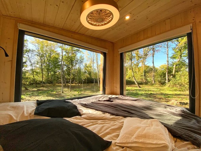 Tiny Houses (France, Saulieu, Bourgogne-Franche-Comté)