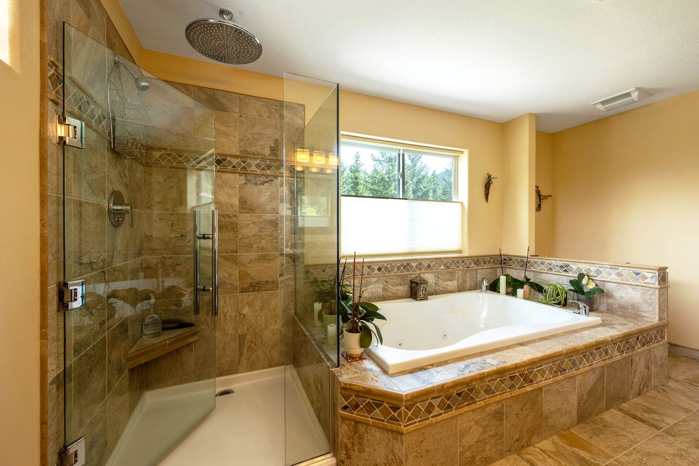 Luxurious Cabin with Hot-tub in Parkdale, Oregon