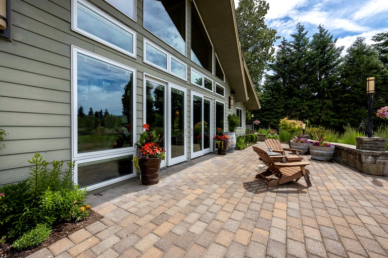 Cabins (United States of America, Parkdale, Oregon)