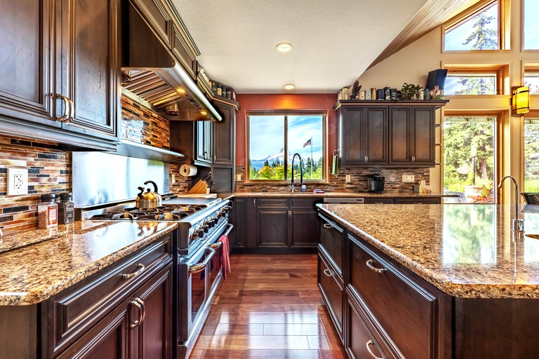 Cabins (United States of America, Parkdale, Oregon)