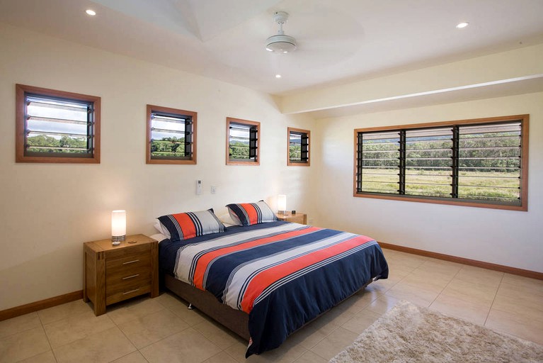 Cabins (Bloomfield, Queensland, Australia)