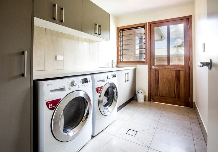 Cabins (Bloomfield, Queensland, Australia)