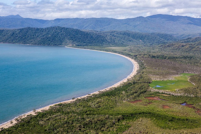 Cabins (Bloomfield, Queensland, Australia)