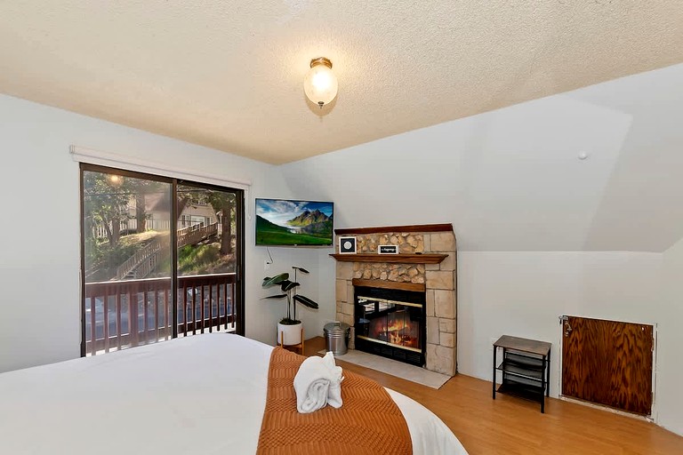 Cabins (United States of America, Big Bear Lake, California)