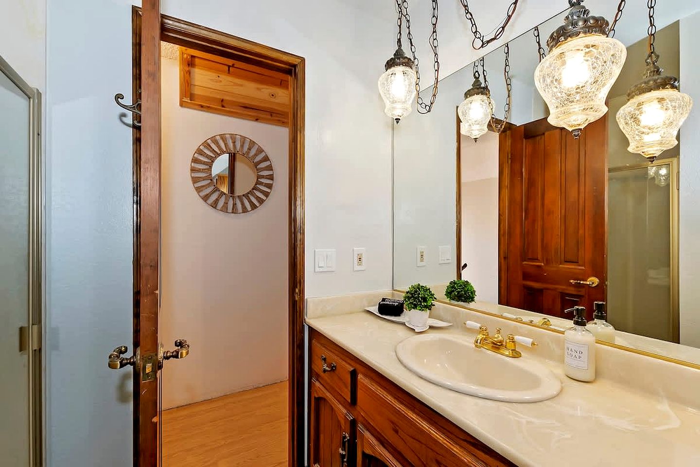 Cozy Mountain Cabin with Outdoor Spa, Bar, and Pool Table Near Big Bear Lake, CA