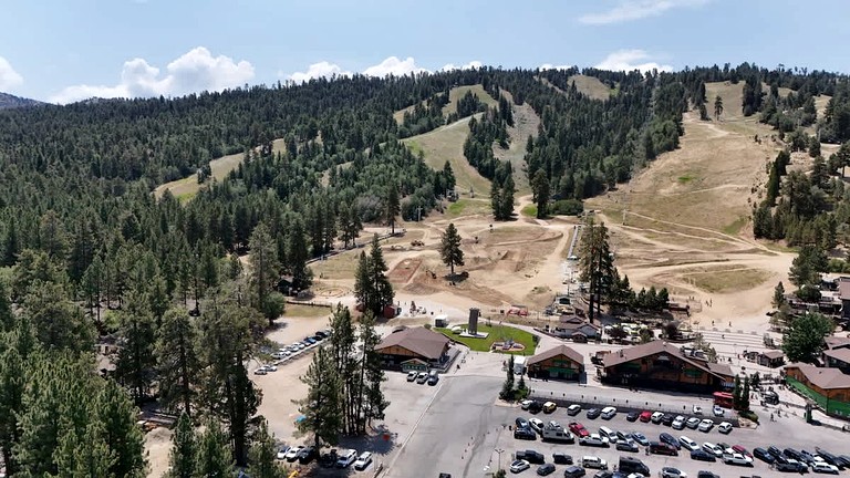 Cabins (United States of America, Big Bear Lake, California)