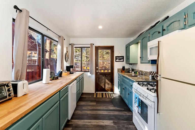 Cabins (United States of America, Big Bear Lake, California)