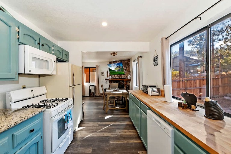 Cabins (United States of America, Big Bear Lake, California)