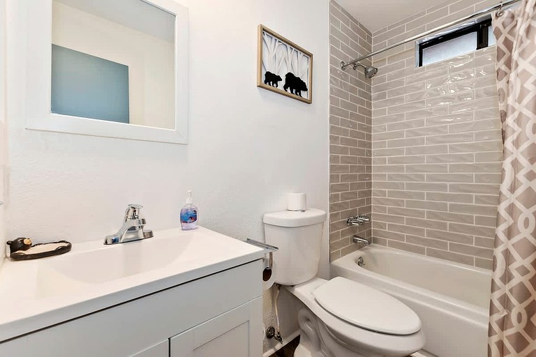 Cabins (United States of America, Big Bear Lake, California)