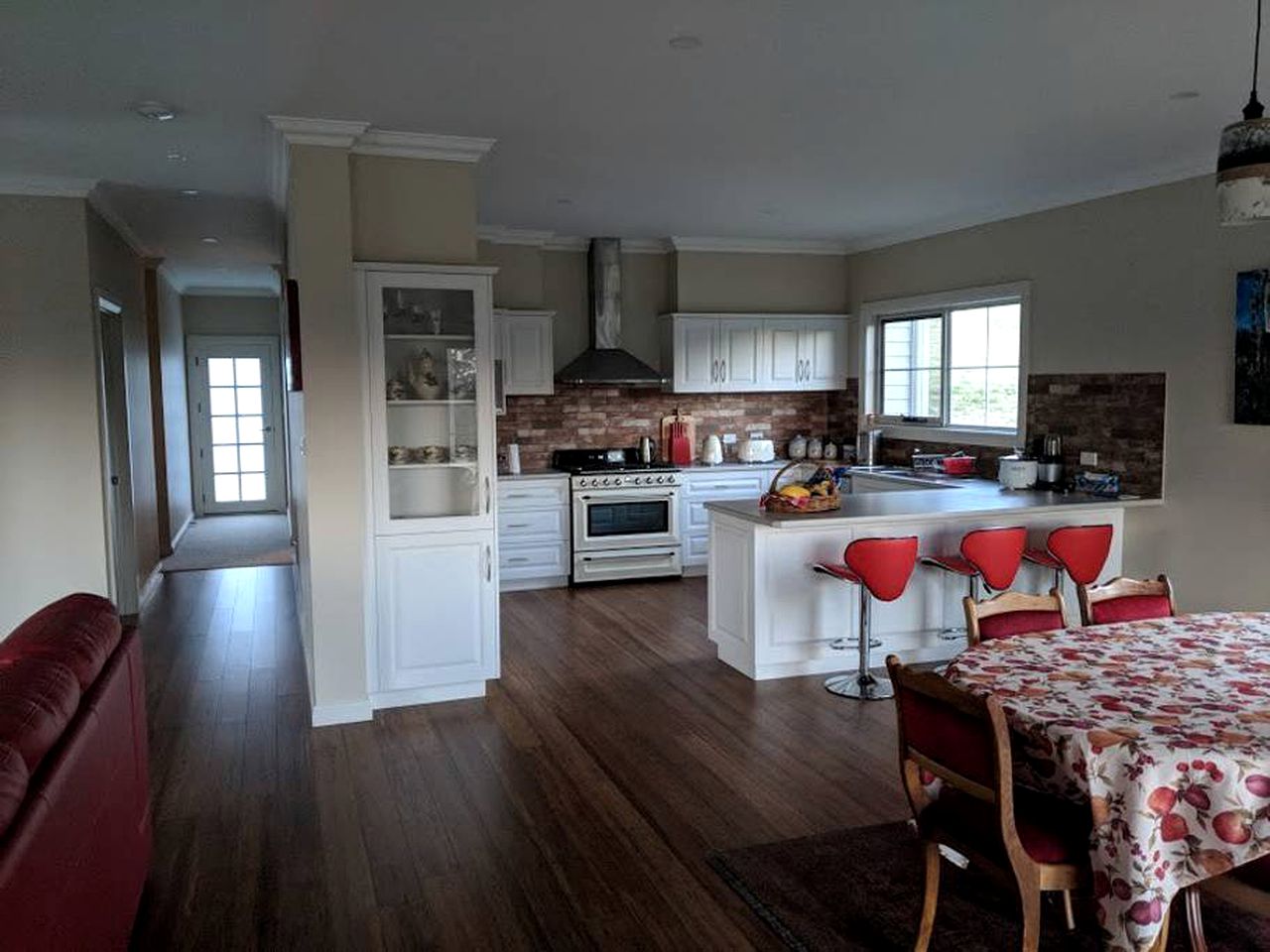 Secluded Cottage Rental Tucked Away in the Countryside near Deloraine, Tasmania