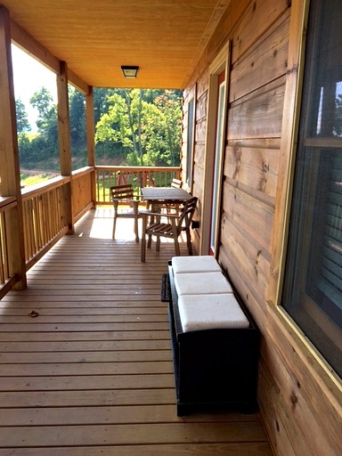 Cabins (United States of America, Purlear, North Carolina)