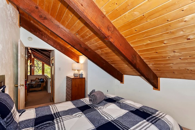 Cabins (United States of America, Big Bear Lake, California)