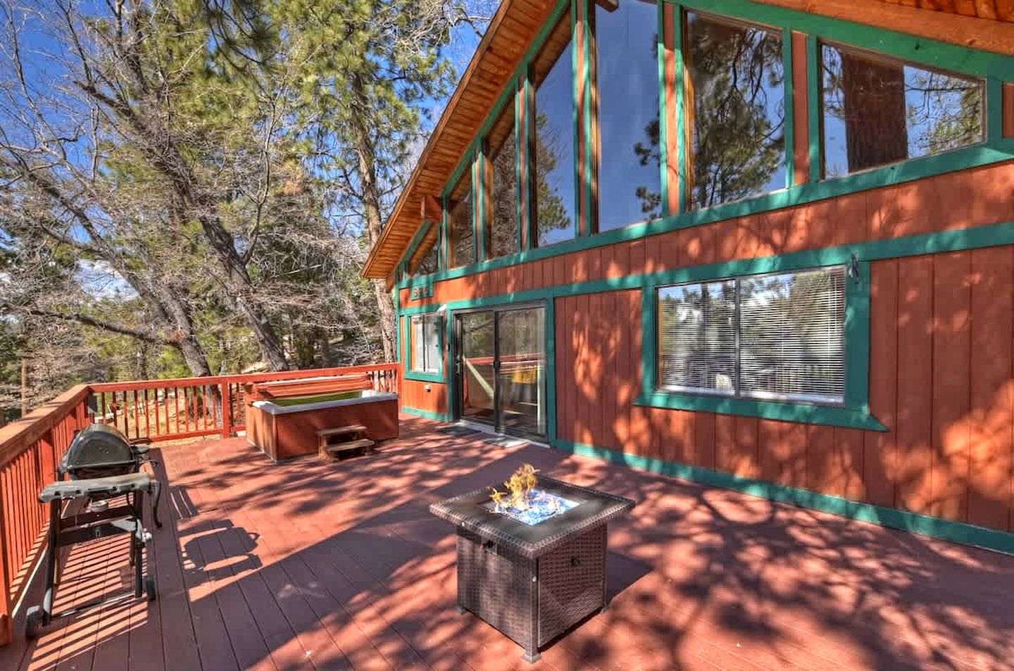 Mountain Cabin with Foosball Table and Outdoor Area in Big Bear Lake, California