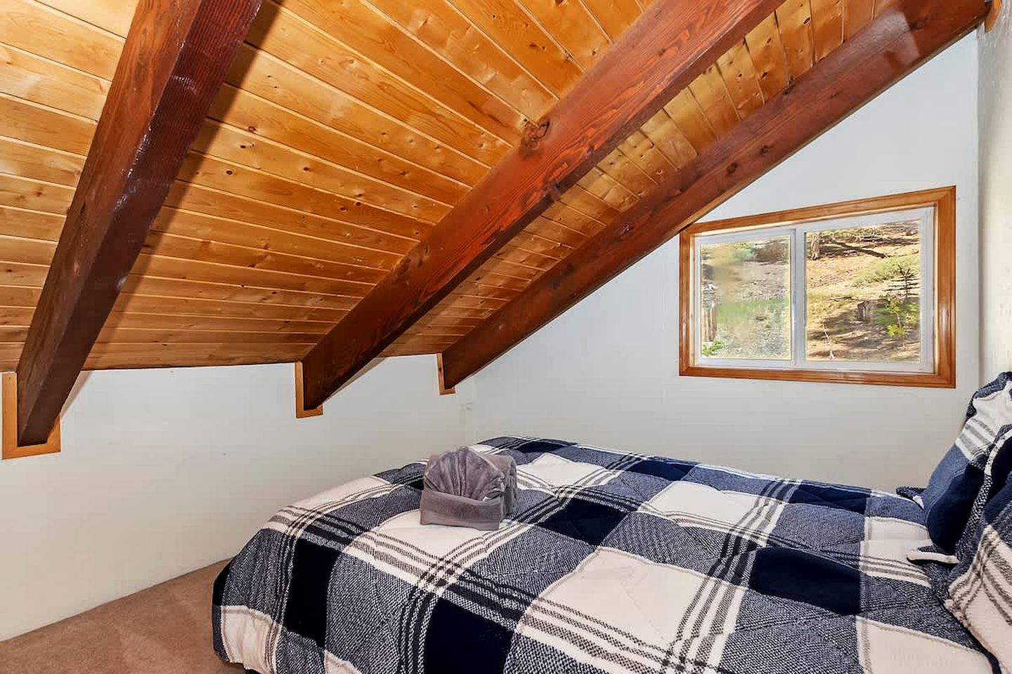 Mountain Cabin with Foosball Table and Outdoor Area in Big Bear Lake, California