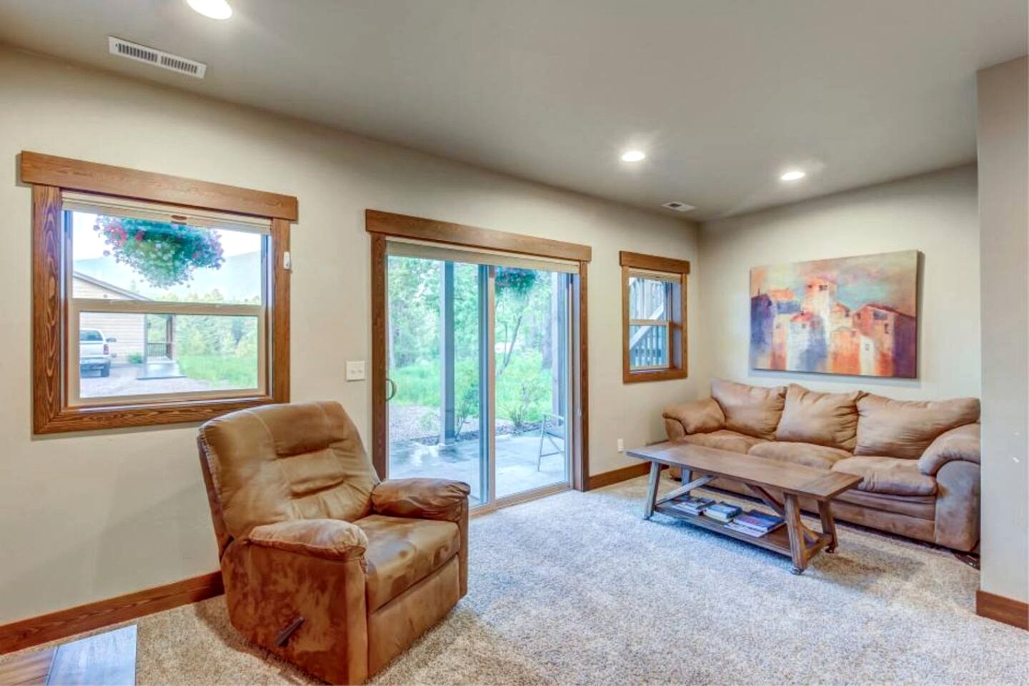 Family-Friendly Cabin Rental with Mountain Vistas near West Glacier, Montana