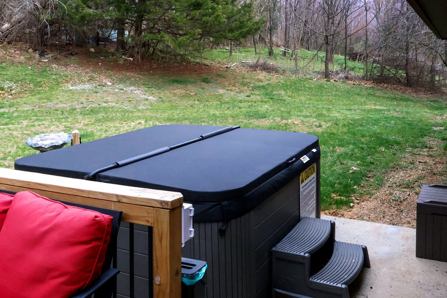 Cozy Mountain Cabin with Hot Tub & Scenic Views in Stanley, Virginia