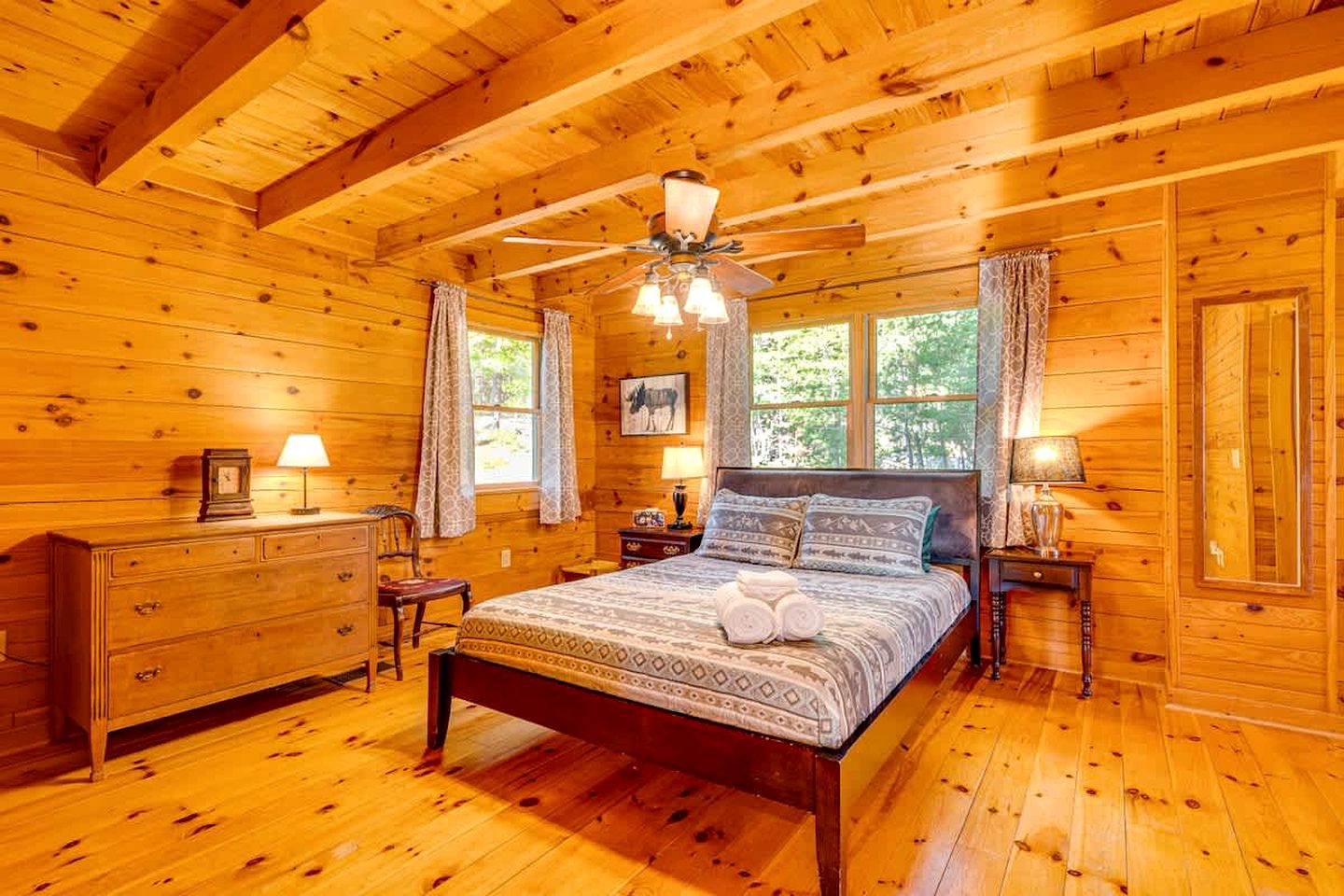 Secluded Luxury Cabin with Hot Tub on 40 Private Acres Near Moorefield, West Virginia