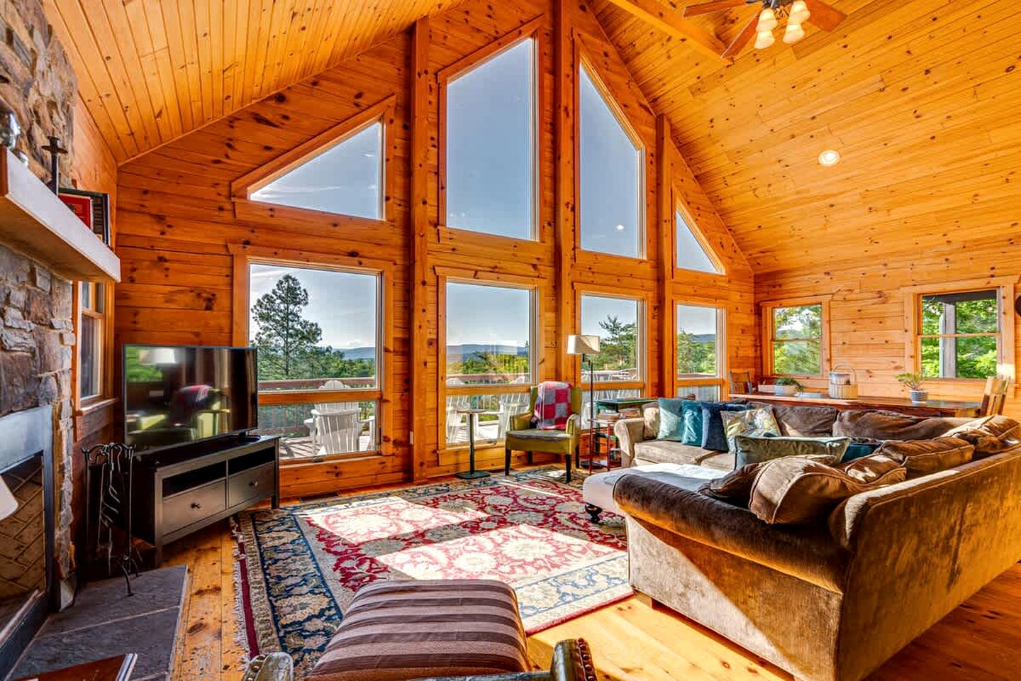 Secluded Luxury Cabin with Hot Tub on 40 Private Acres Near Moorefield, West Virginia