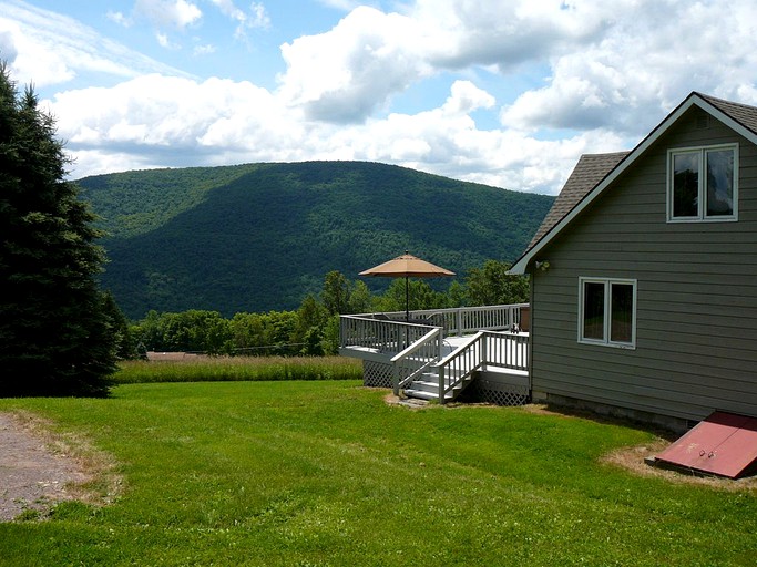 Mountain Chalet with Breathtaking Panoramic Views, Cabins, Fleischmanns