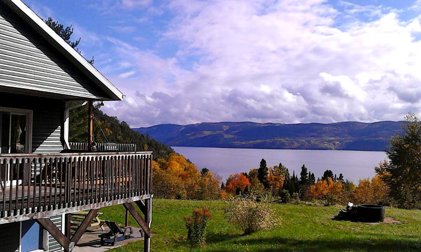 Mountain Cottage Fjord Saguenay, Cabins, Sainte Rose du Nord, Canada