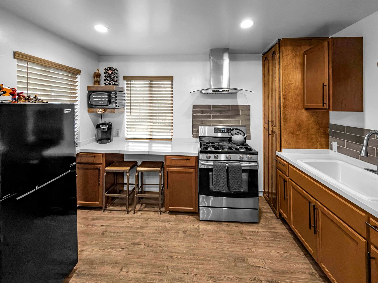 Cozy Mountain Cabin Retreat with Outdoor Fun & Relaxing Scenic Escape in Big Bear Lake, California