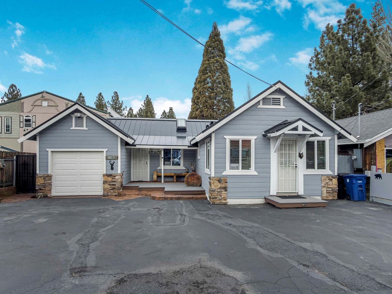 Cozy Mountain Cabin Retreat with Outdoor Fun & Relaxing Scenic Escape in Big Bear Lake, California