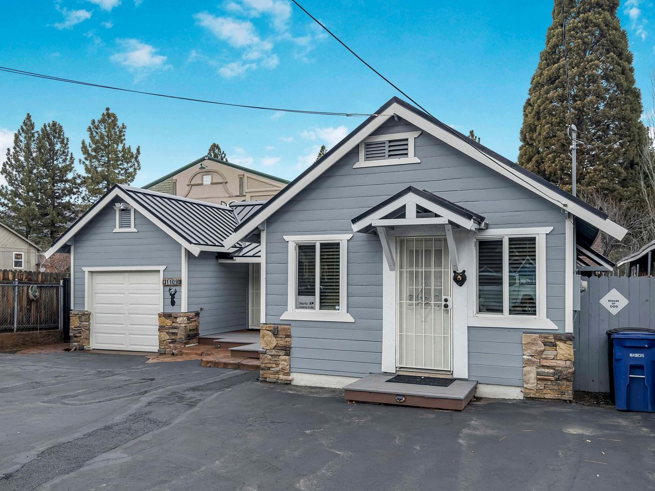 Cozy Mountain Cabin Retreat with Outdoor Fun & Relaxing Scenic Escape in Big Bear Lake, California