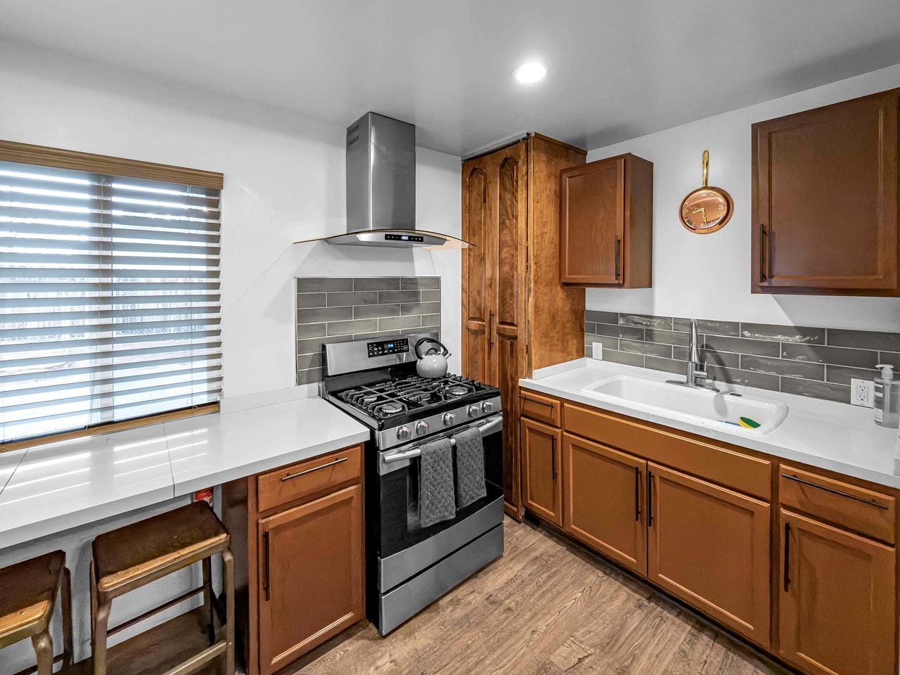 Cozy Mountain Cabin Retreat with Outdoor Fun & Relaxing Scenic Escape in Big Bear Lake, California