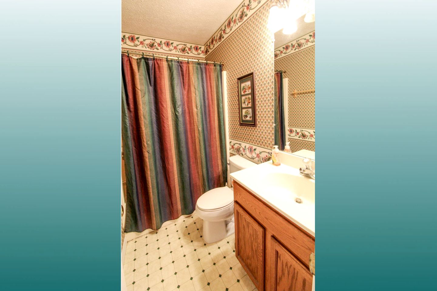 Pet-Friendly Cabin with Hot-Tub Fantastic for Outdoor Adventures in Gatlinburg, Tennessee