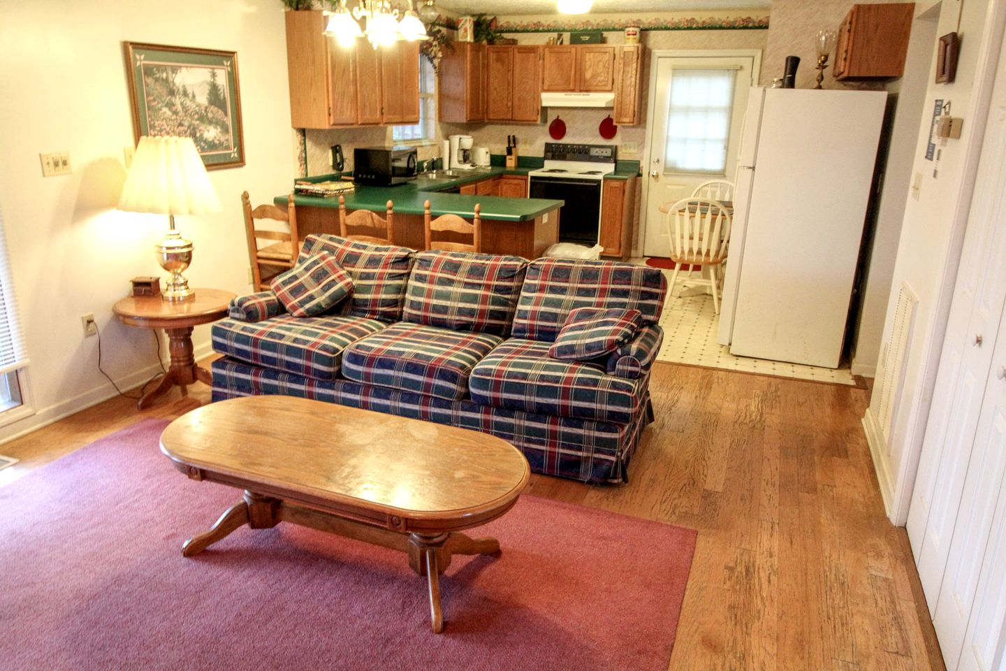 Pet-Friendly Cabin with Hot-Tub Fantastic for Outdoor Adventures in Gatlinburg, Tennessee