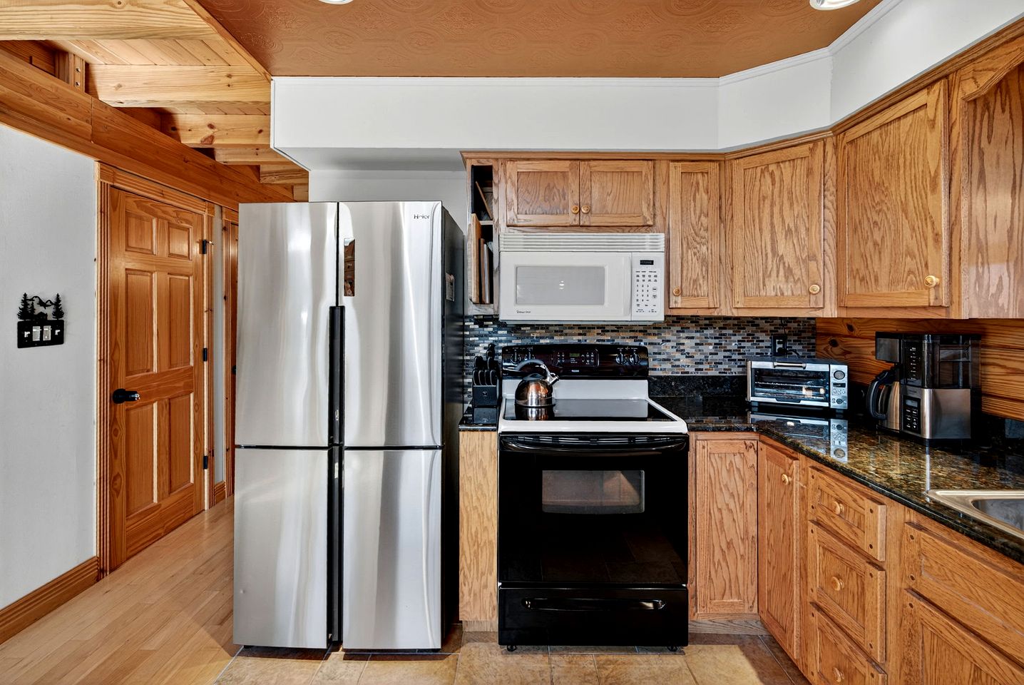 Peaceful Mountain Cabin with Hot Tub, Screened Porch & Views Near Lost River, Baker WV