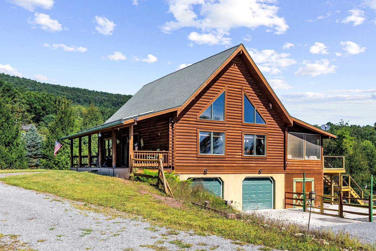 Peaceful Mountain Cabin with Hot Tub, Screened Porch & Views Near Lost River, Baker WV