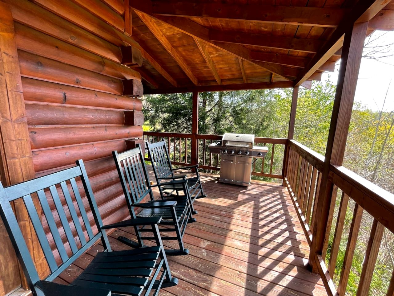 Secluded Cabin Near Great Smoky Mountains National Park, Tennessee