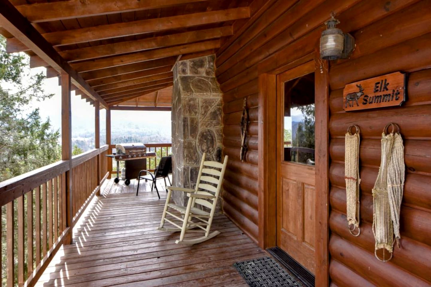 Secluded Cabin Near Great Smoky Mountains National Park, Tennessee