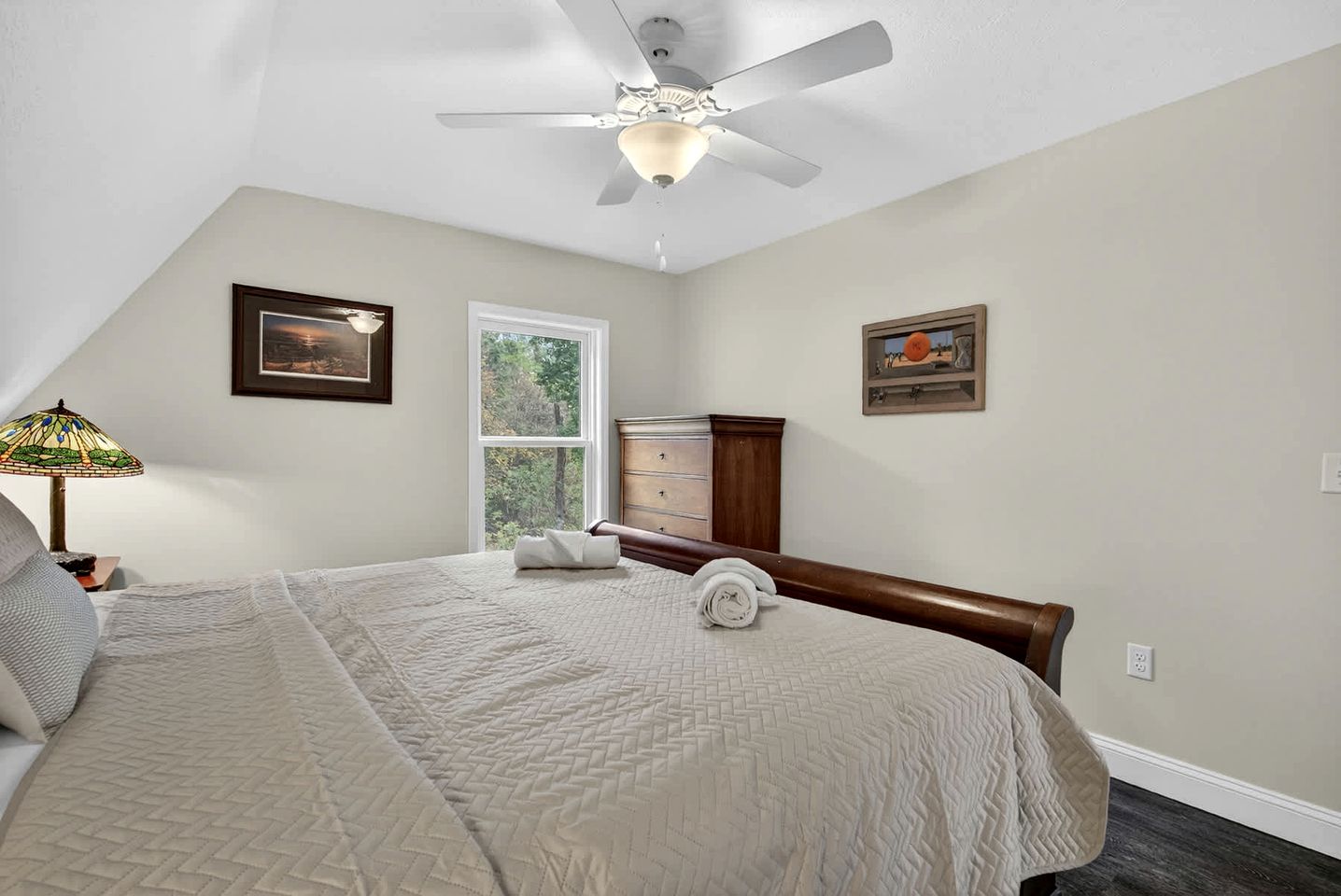 Modern Mountain Retreat with Fire Pit and Scenic Views near Lost River, Baker WV