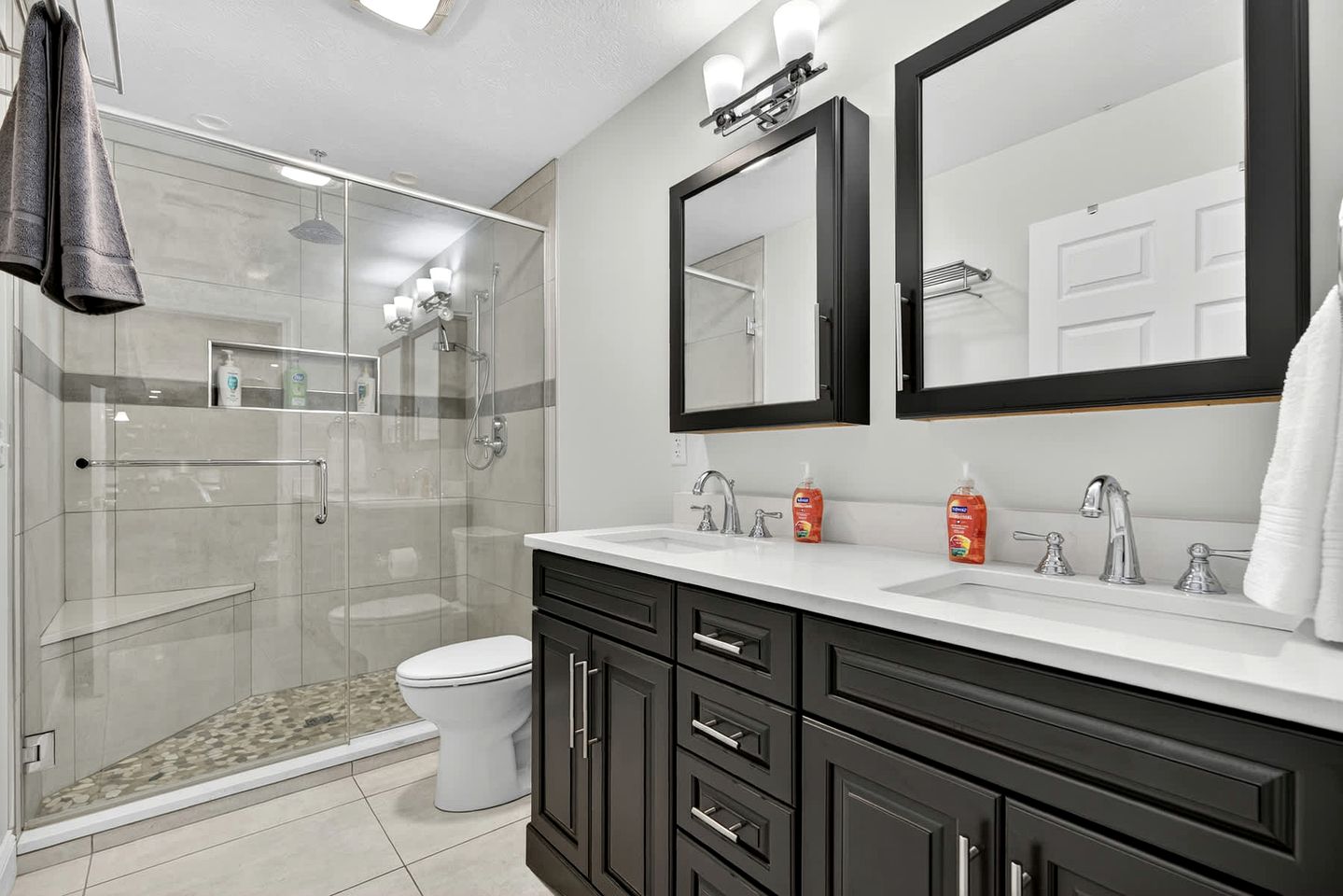 Modern Mountain Retreat with Fire Pit and Scenic Views near Lost River, Baker WV