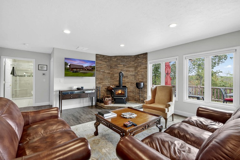 Cabins (United States of America, Baker, West Virginia)