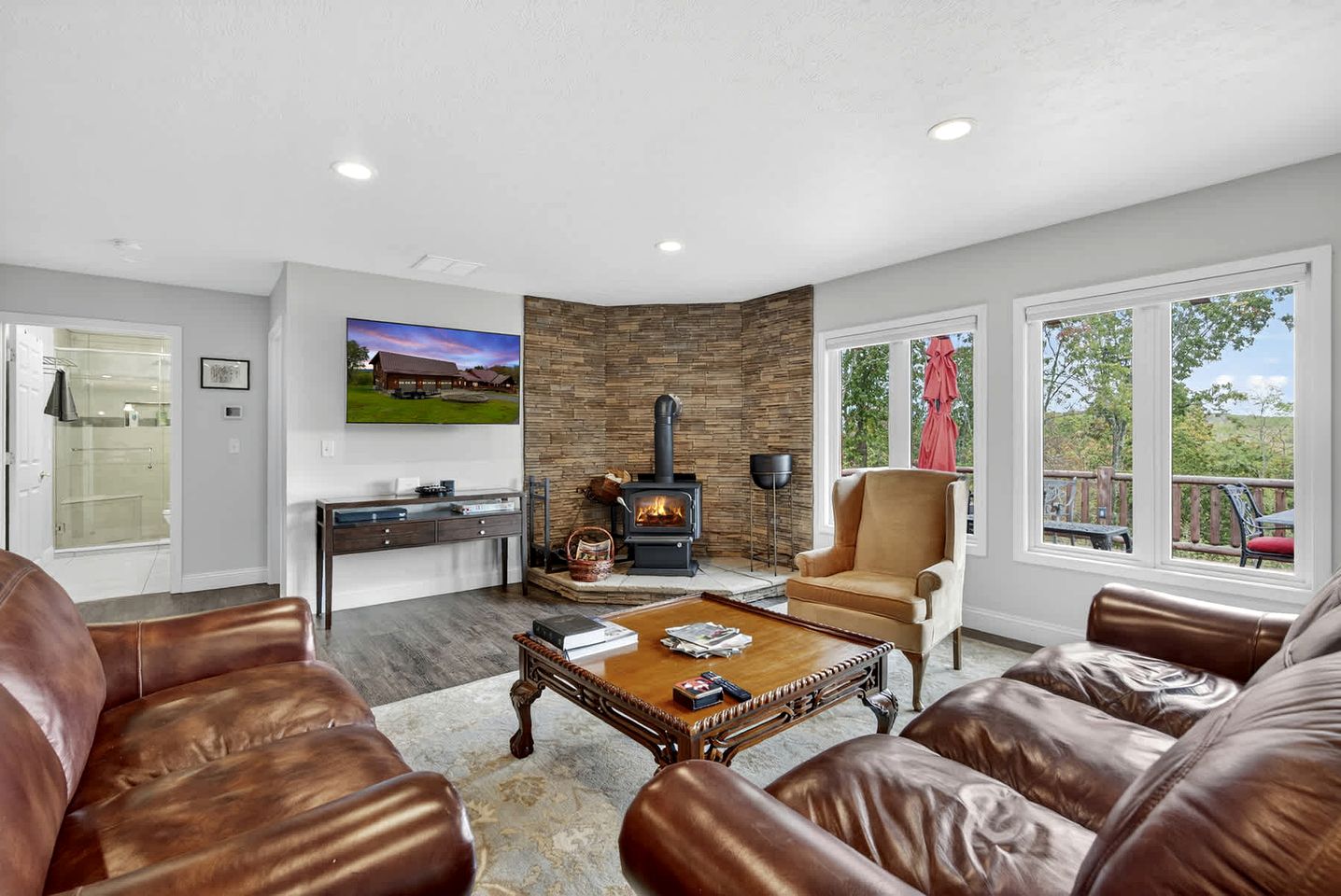 Modern Mountain Retreat with Fire Pit and Scenic Views near Lost River, Baker WV