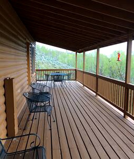 Cabins (United States of America, Walden, Colorado)