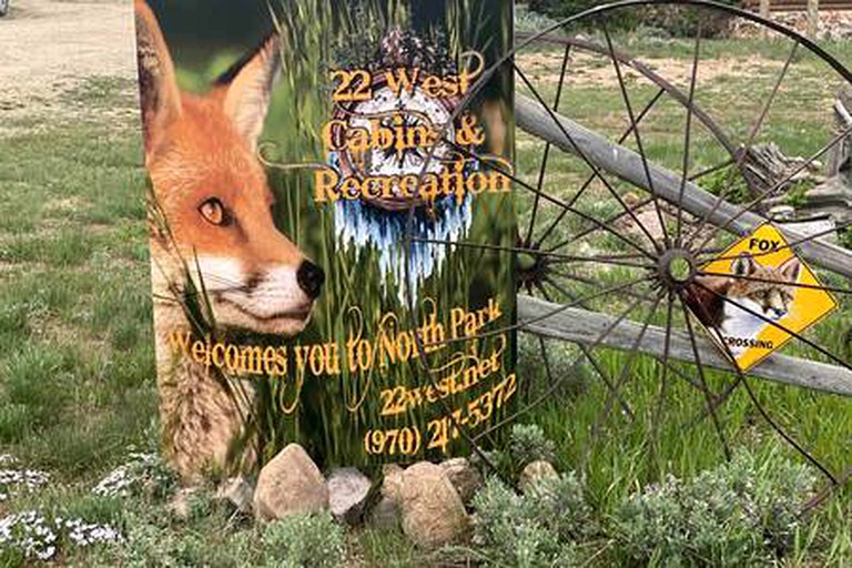 Cabins (United States of America, Walden, Colorado)