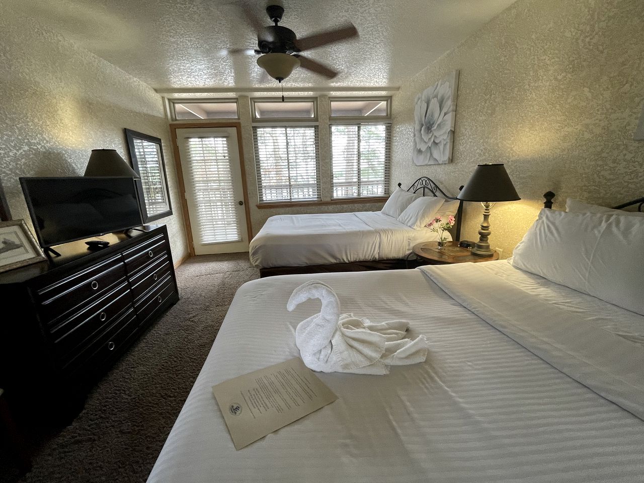 Incredible Cottage with Swimming Pool and Hot-tub on Lake Ouachita, Arkansas