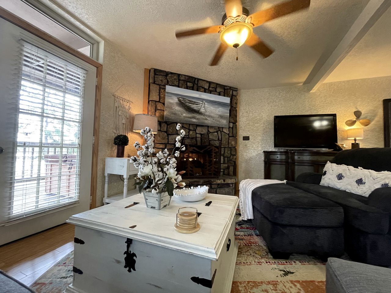 Incredible Cottage with Swimming Pool and Hot-tub on Lake Ouachita, Arkansas