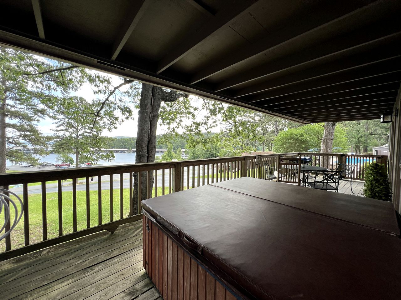 Arkansas Rest and Relaxation In Nature in this Lake Ouachita Rental