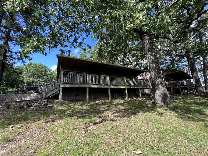 Arkansas Rest and Relaxation In Nature in this Lake Ouachita Rental