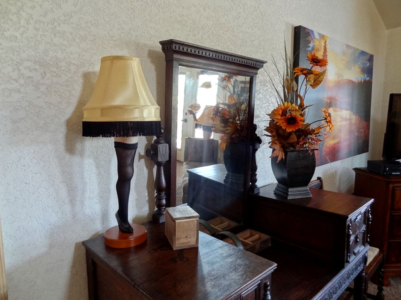 Waterfront Group Cottage with Hot-Tub and Pool in Mount Ida, Arkansas