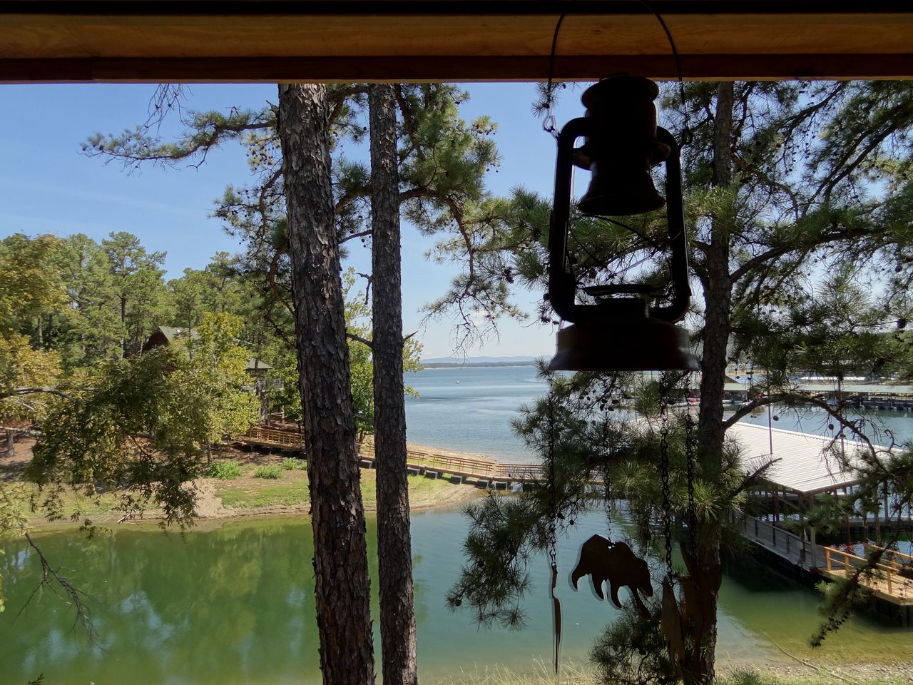 Waterfront Group Cottage with Hot-Tub and Pool in Mount Ida, Arkansas