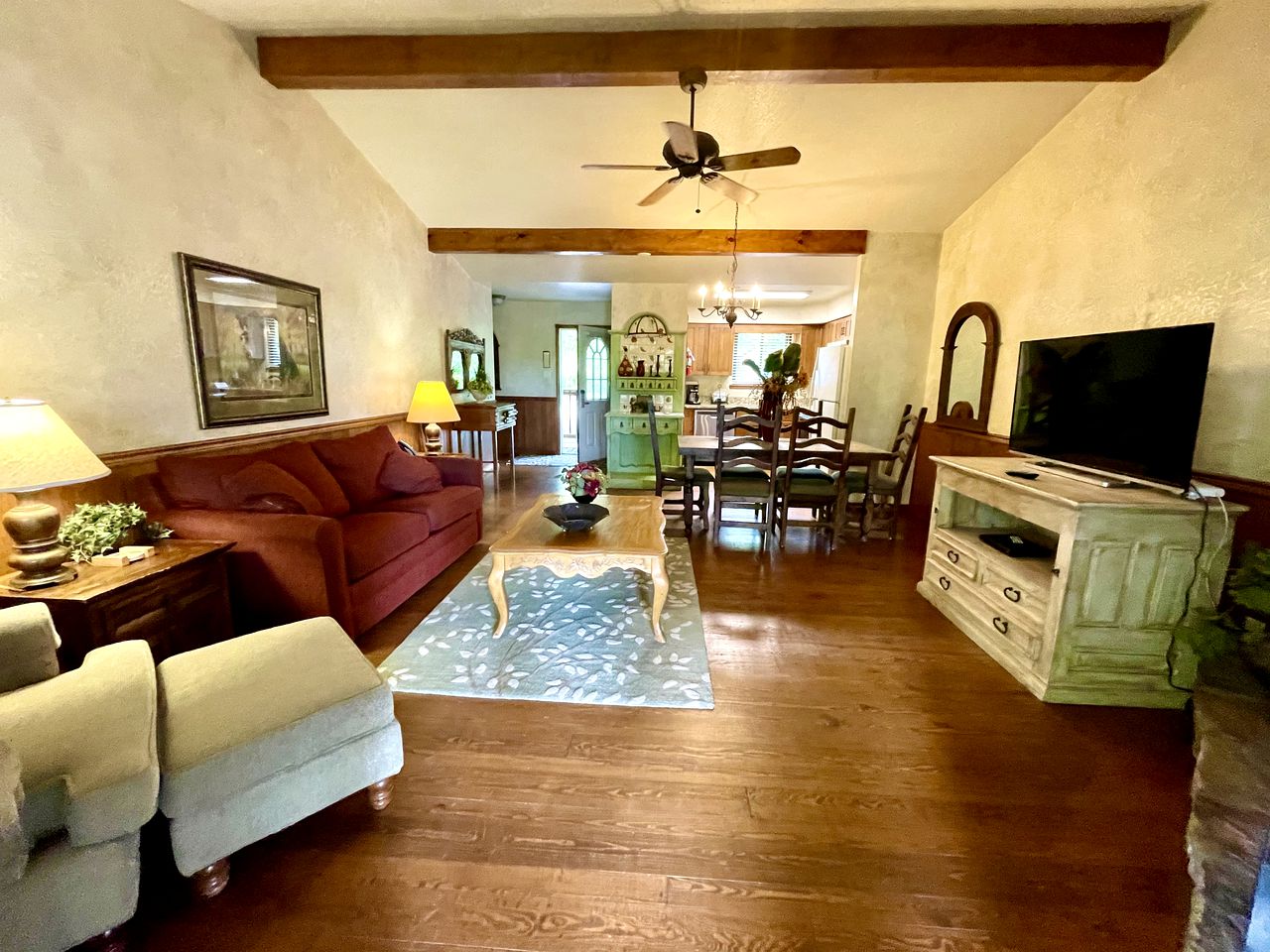 Lake Cottage with Pool and Spa Perfect for Small Groups in Mount Ida, Arkansas